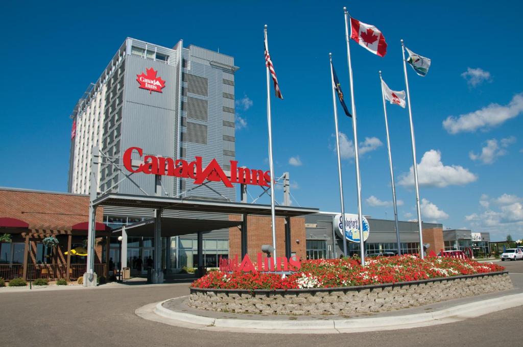 Canad Inns Destination Center Grand Forks - Image 7