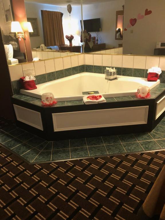 Bathtub - Photo 6