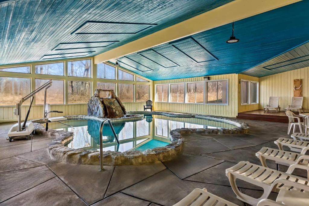 Whirlpool - Photo 3