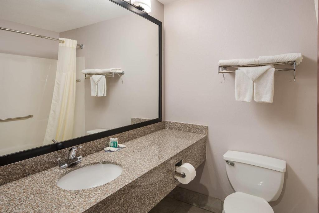 Bathtub - Photo 2