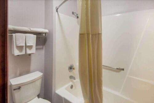 Bathtub - Photo 4
