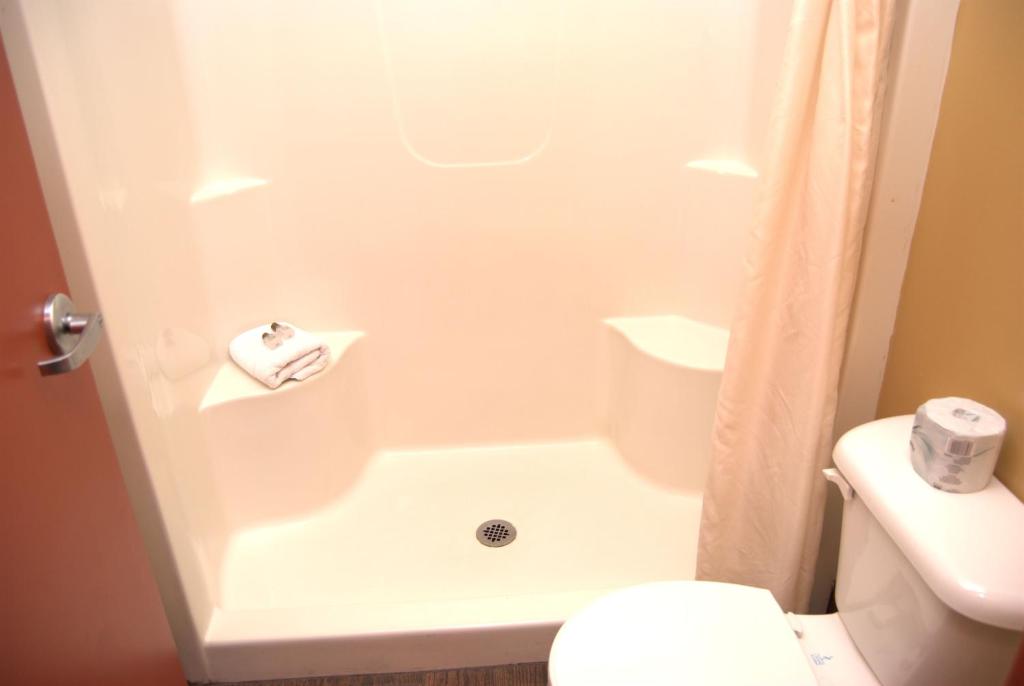 Hot Tub (Jacuzzi) - Photo 5
