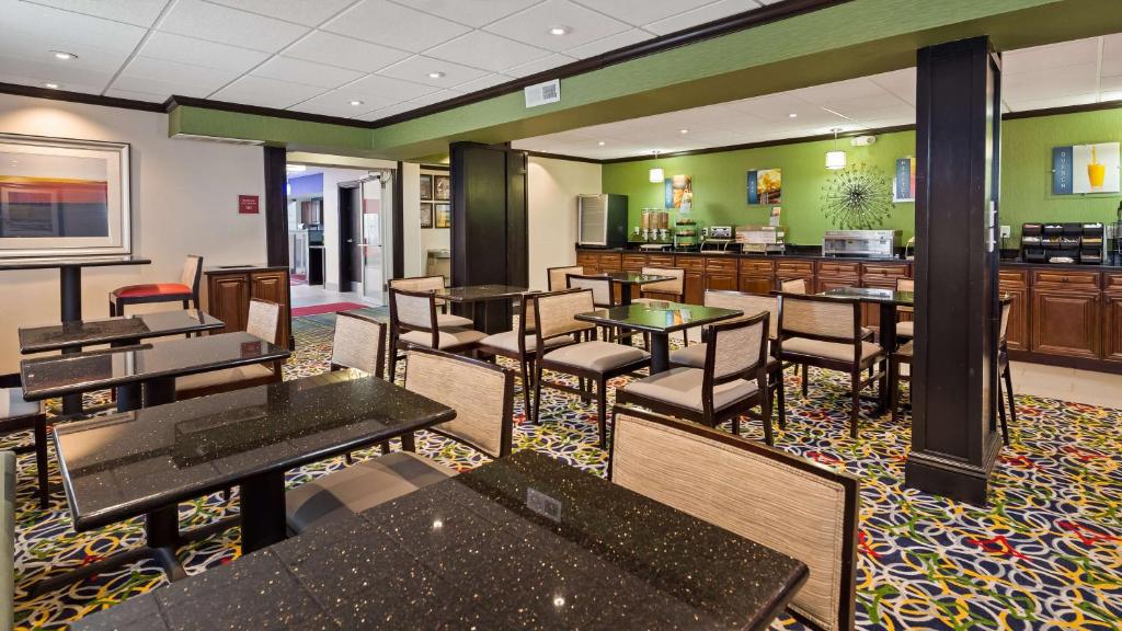 Best Western Elyria - Image 5