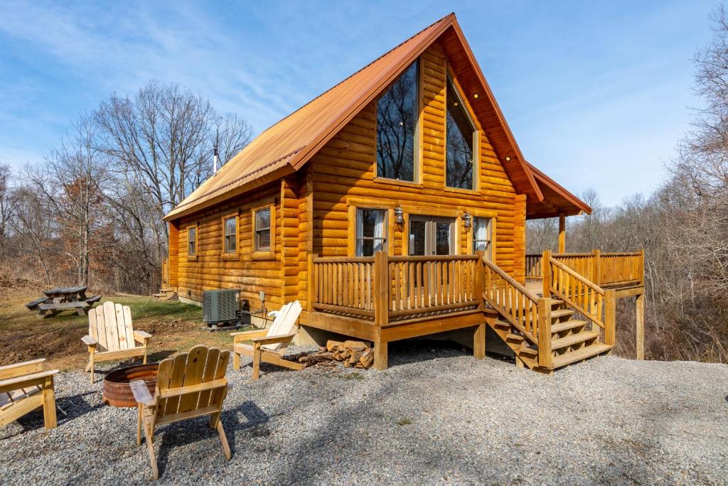 Family Friendly ~ Hocking Hills Cabin ~ Close to Caves, w/Wifi - Image 6
