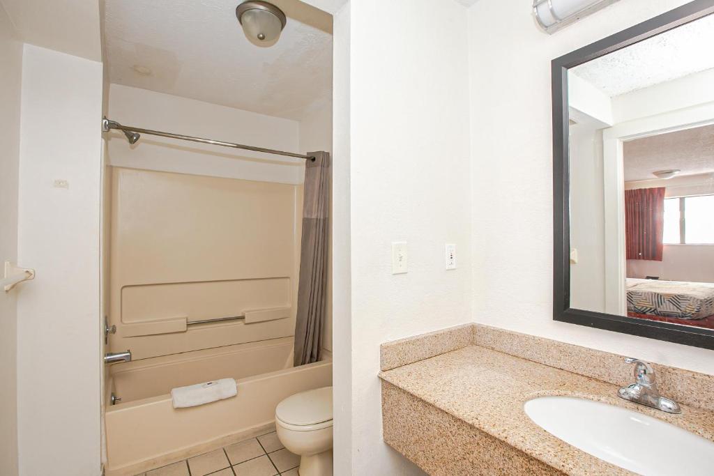 Motel 6-Dayton, OH - Englewood - Image 8