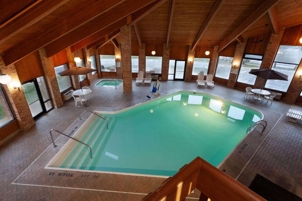 Hot Tub (Jacuzzi) - Photo 10