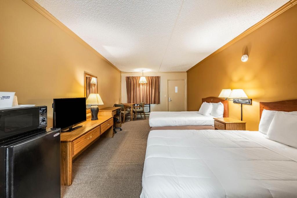 Americas Best Value Inn St. Marys - Image 6