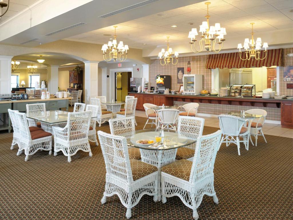 Carlisle Inn - Image 4