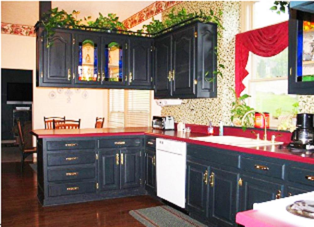 Spruce Hill Inn & Cottages - Image 4