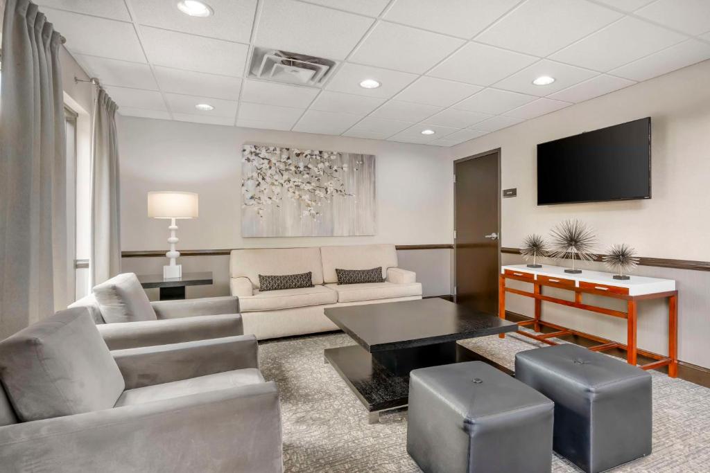 Best Western Suites Columbus - Image 6