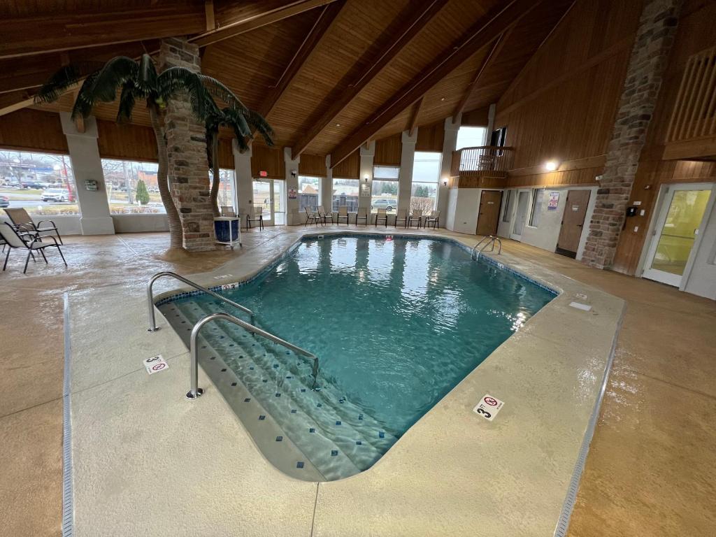 Whirlpool - Photo 1