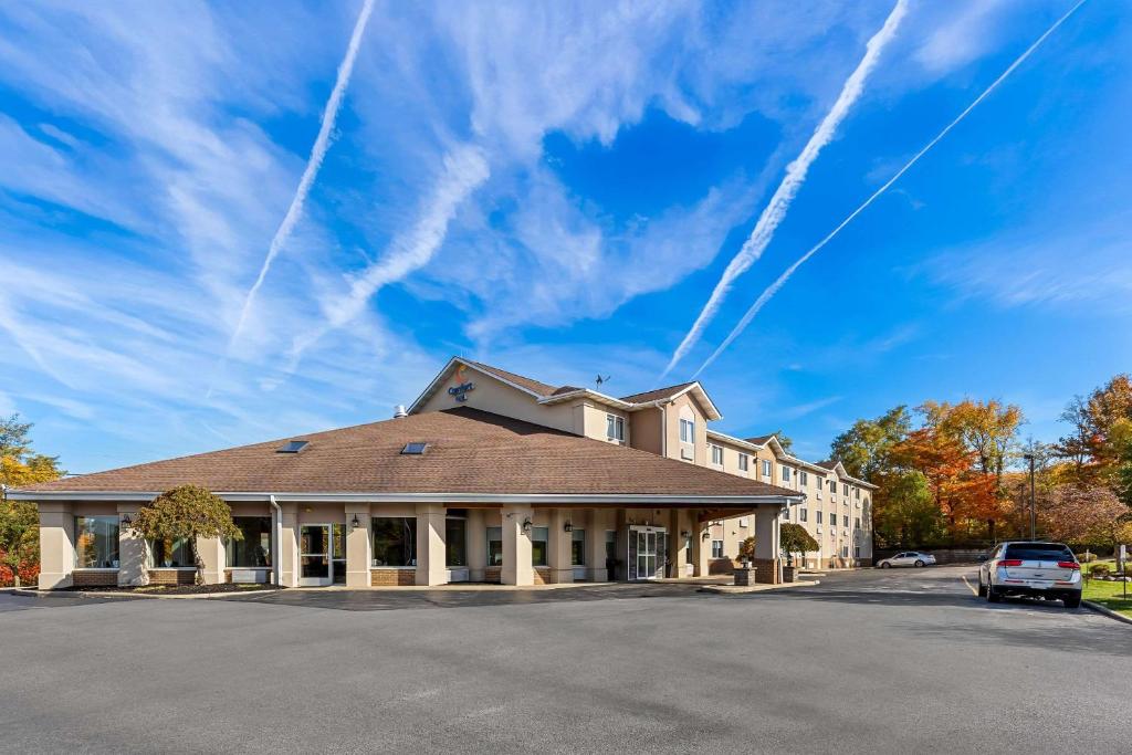Comfort Inn - Image 7