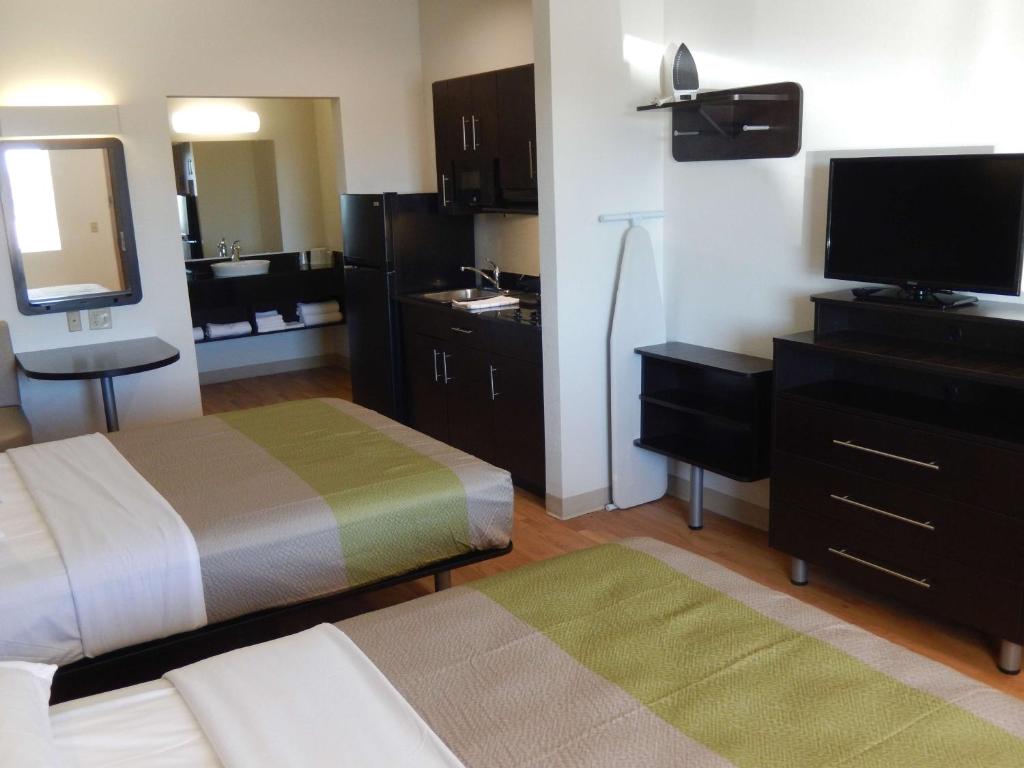 Studio 6-Yukon, OK - Image 5