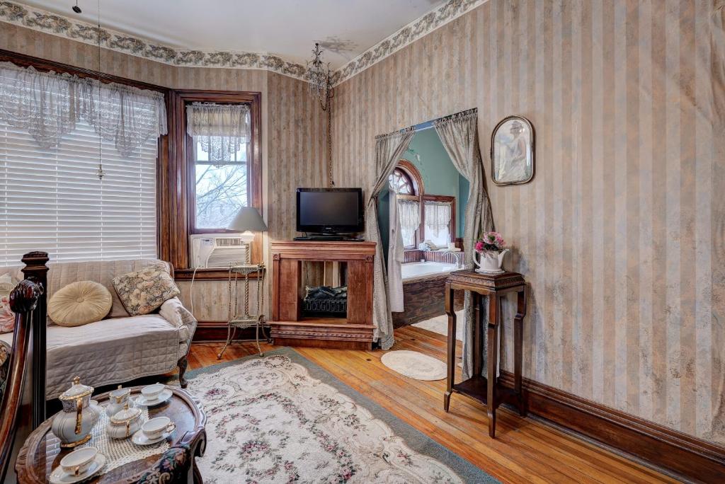 Grandison Inn - Image 7