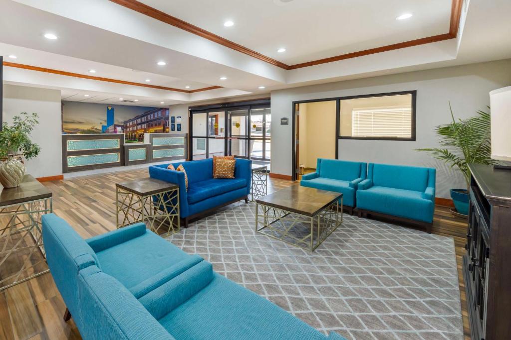 Best Western Plus Midwest City Inn & Suites