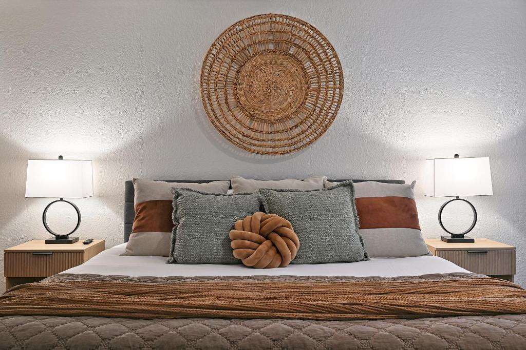 Manor Hill Haven Hot Tub & Accessible Features - Image 7