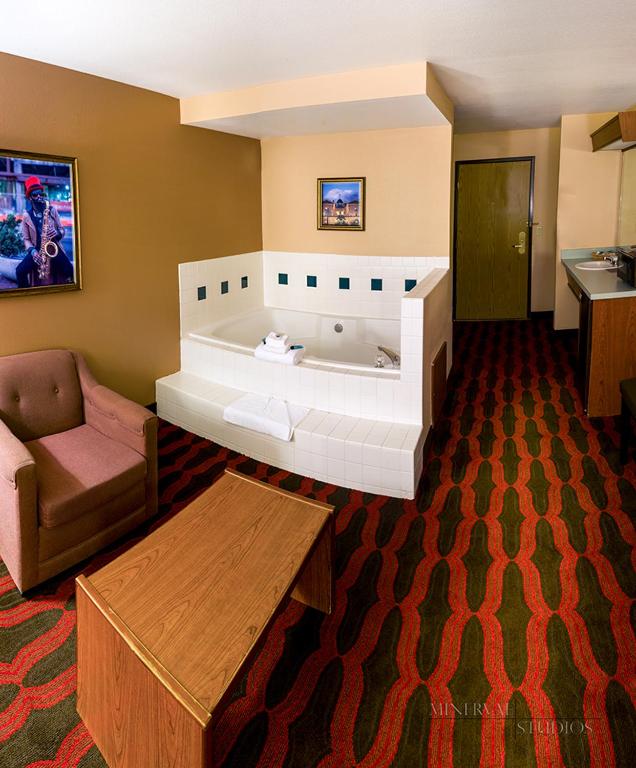 Americas Best Value Inn & Suites-Forest Grove/Hillsboro