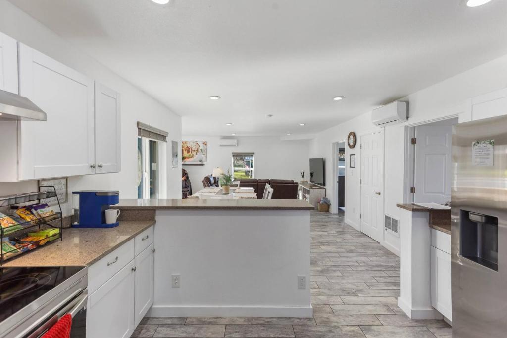 Amber Nook - Image 8