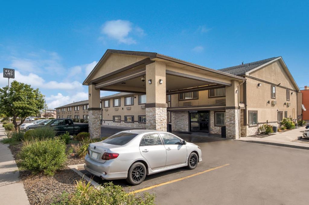 Red Lion Inn & Suites Ontario - Image 6