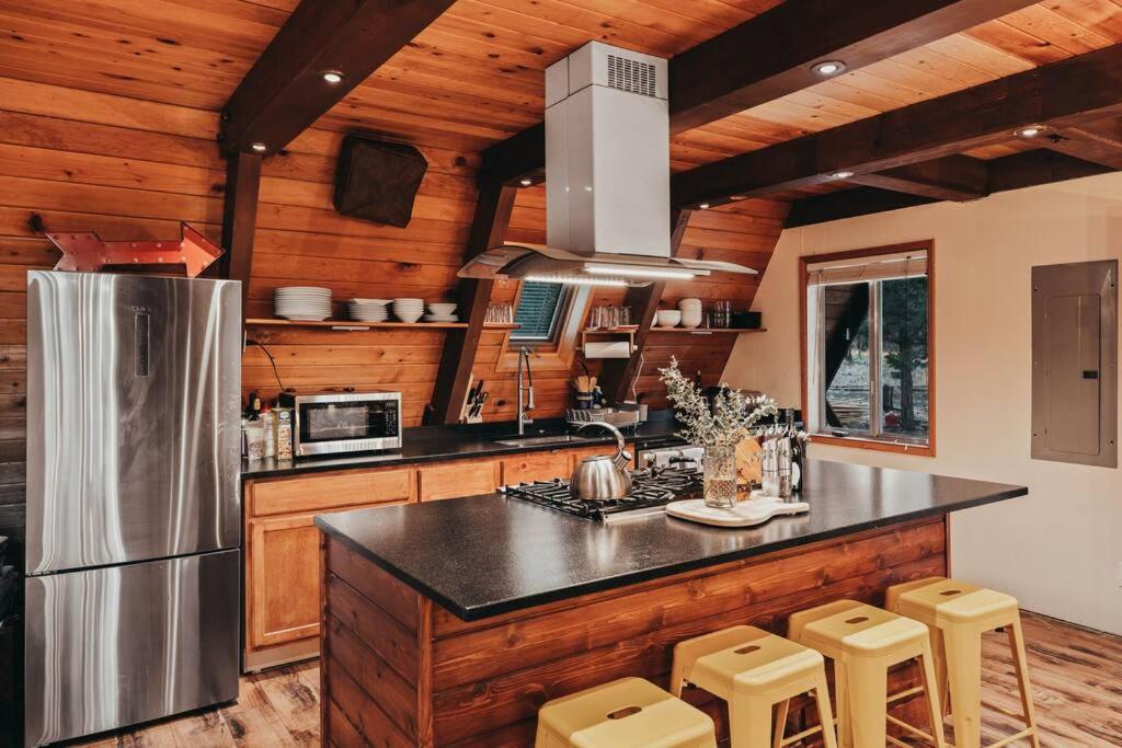 Majestic A-Frame on 5 acres! - Image 4