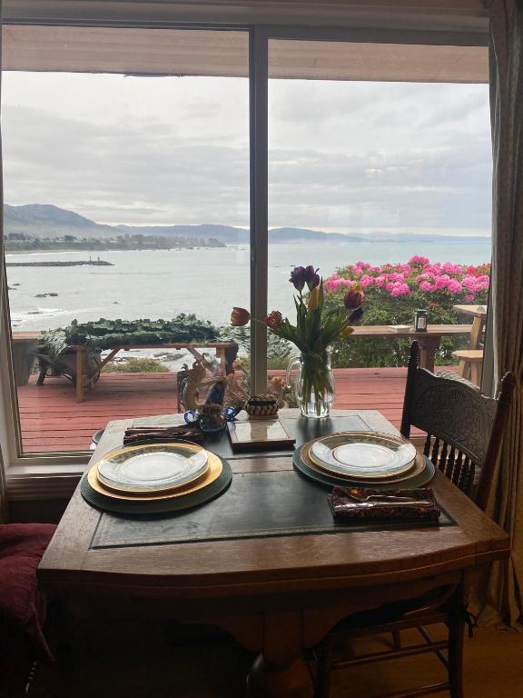 Mermaid's Muse Bed and Breakfast - Image 4