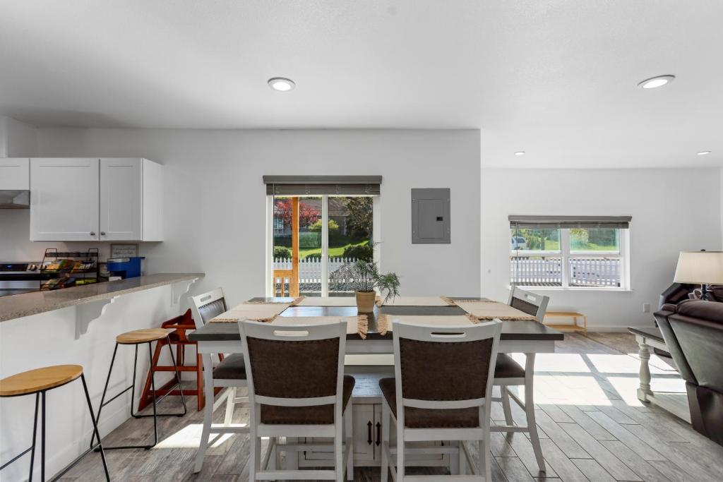 The Gather House - Image 4