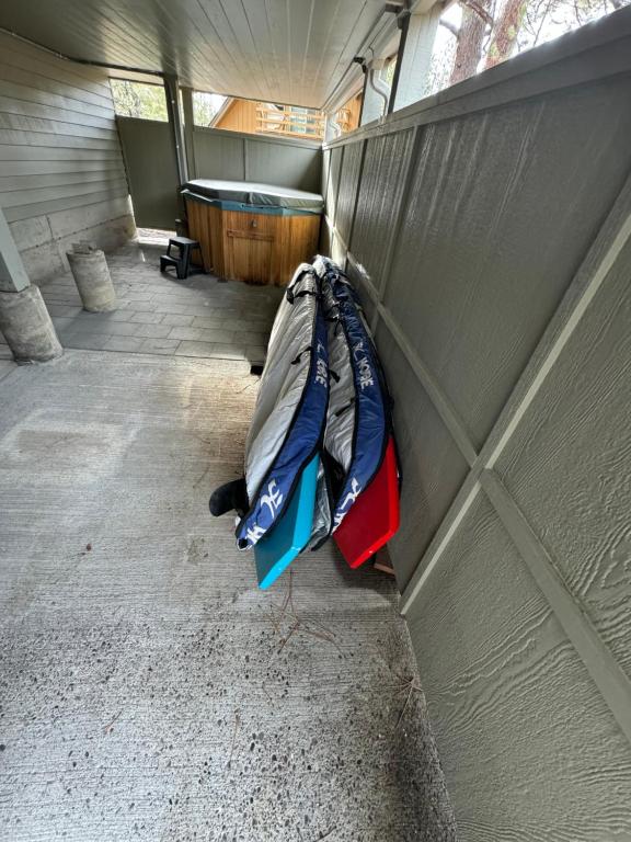 Hot Tub (Jacuzzi) - Photo 2