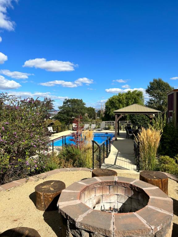 The Rellik House - Image 4