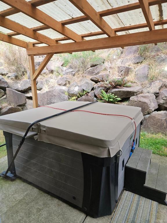 Hot Tub (Jacuzzi) - Photo 4