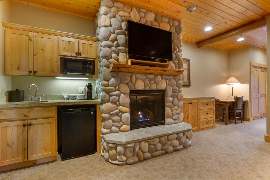 Best Western Ponderosa Lodge - Image 4