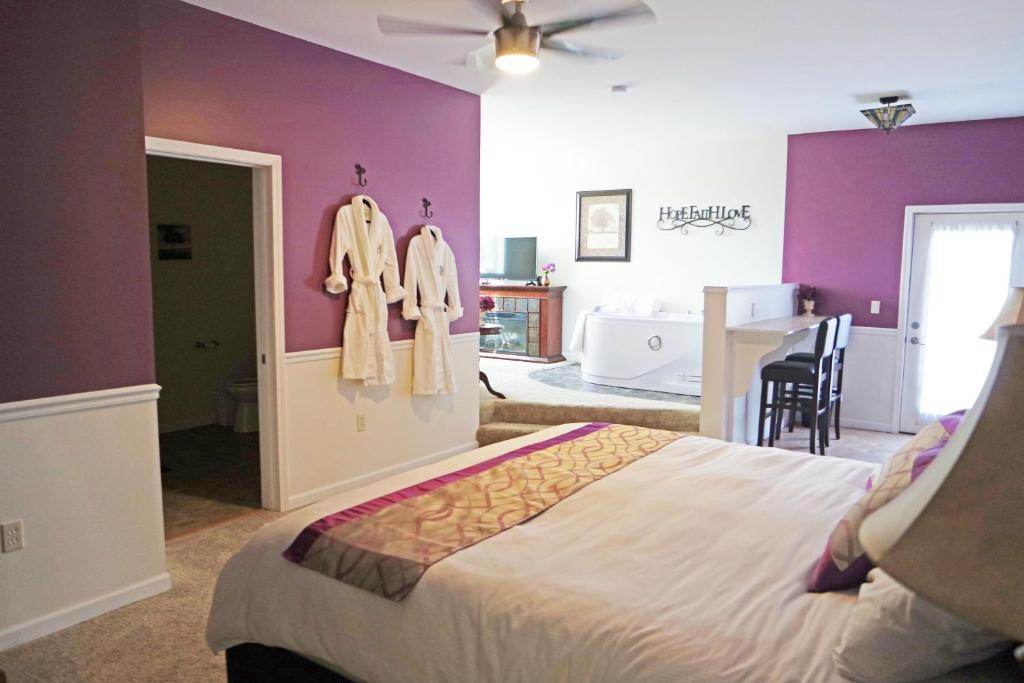 Hot Tub (Jacuzzi) - Photo 2