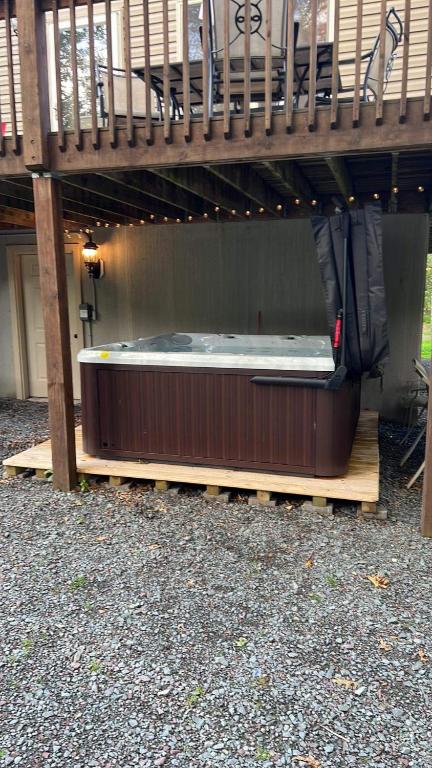 Hot Tub (Jacuzzi) - Photo 4