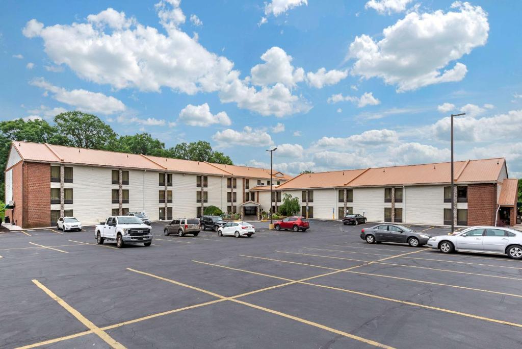 Comfort Inn West Hazleton - Image 6