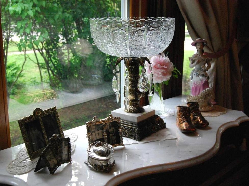 Victorian Loft Bed and Breakfast - Image 4