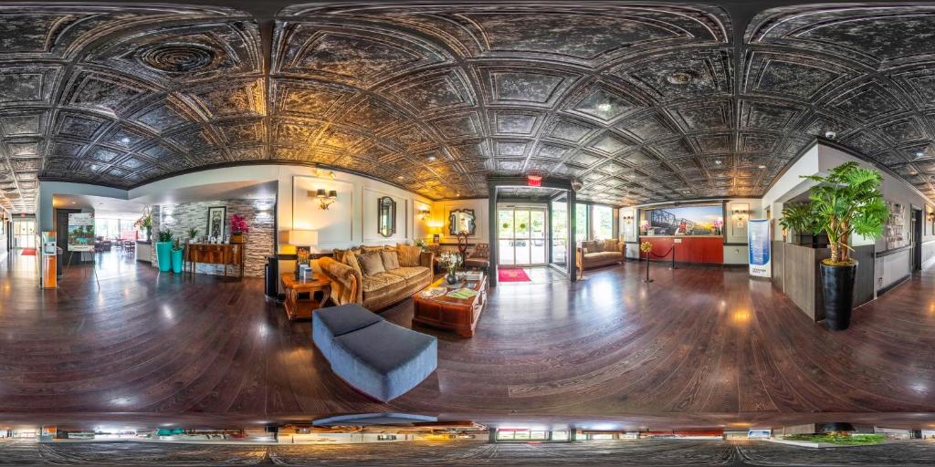 New Hope Inn & Suites - Image 5