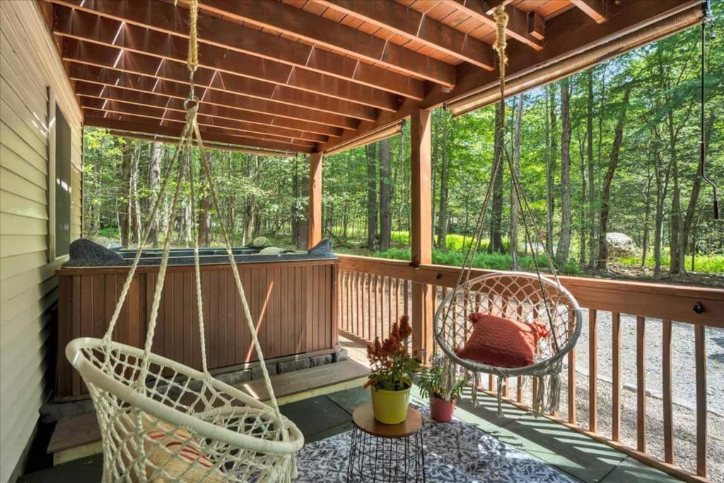 Hot Tub (Jacuzzi) - Photo 3