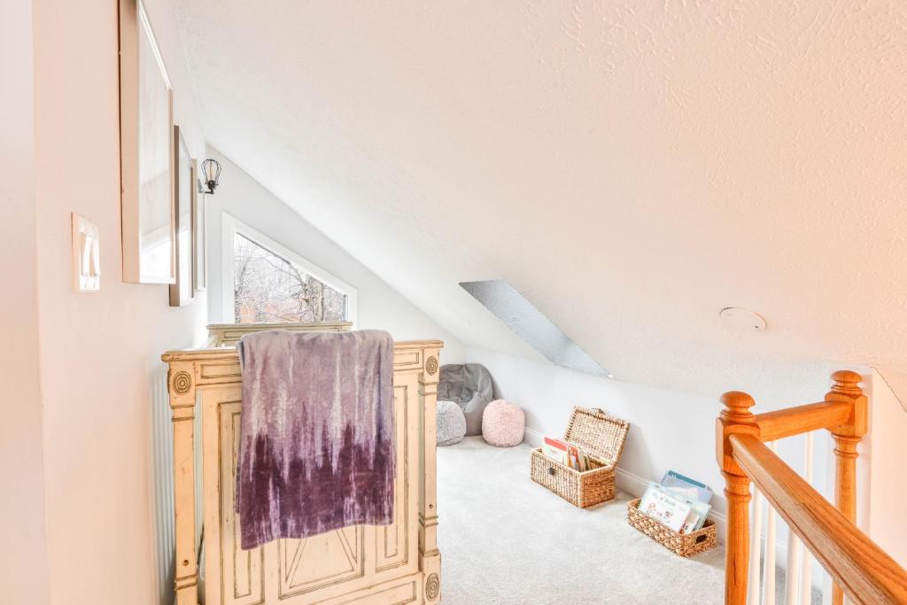 Beautiful Mount Pocono Chalet with Hot Tub!! - Image 8