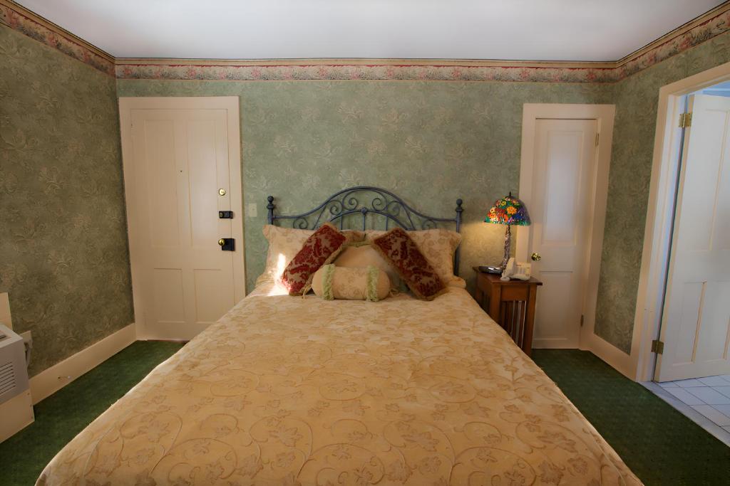 Stroudsmoor Country Inn - Image 8