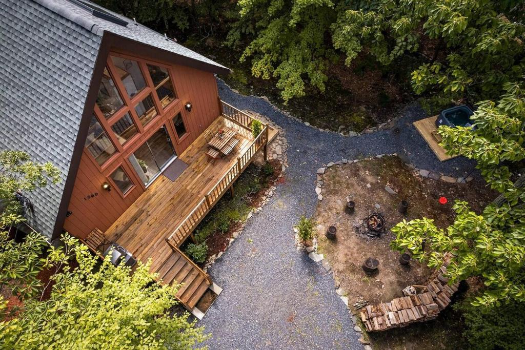 Hot Tub (Jacuzzi) - Photo 7