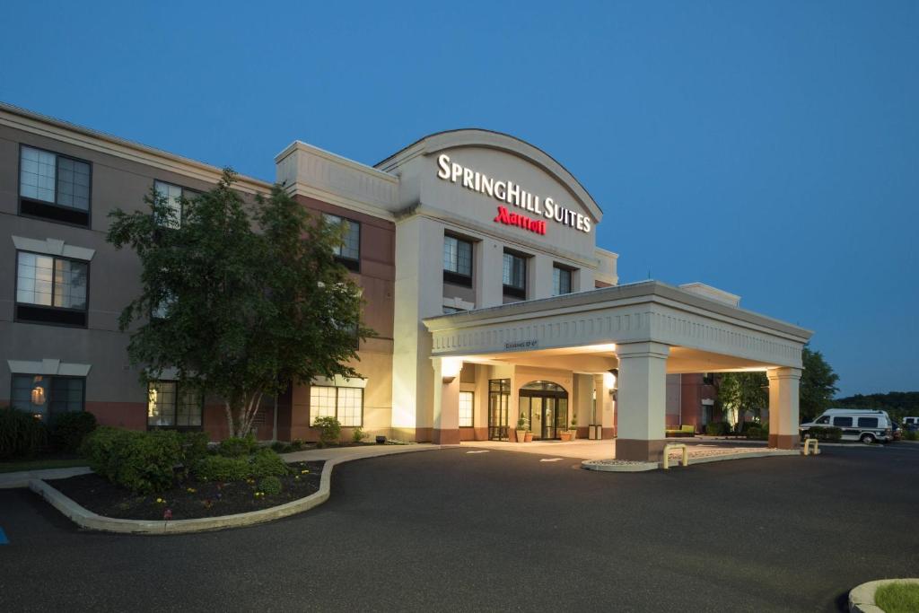 SpringHill Suites Quakertown Pennsylvania - Image 7