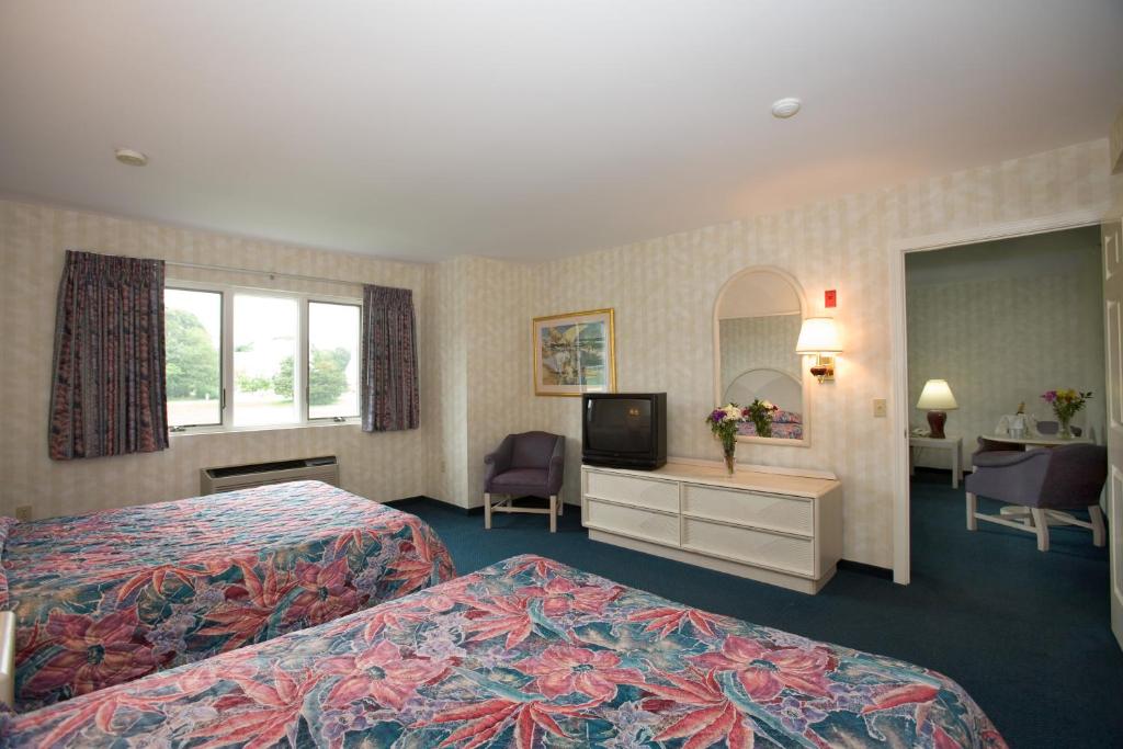 Winnapaug Inn - Image 8