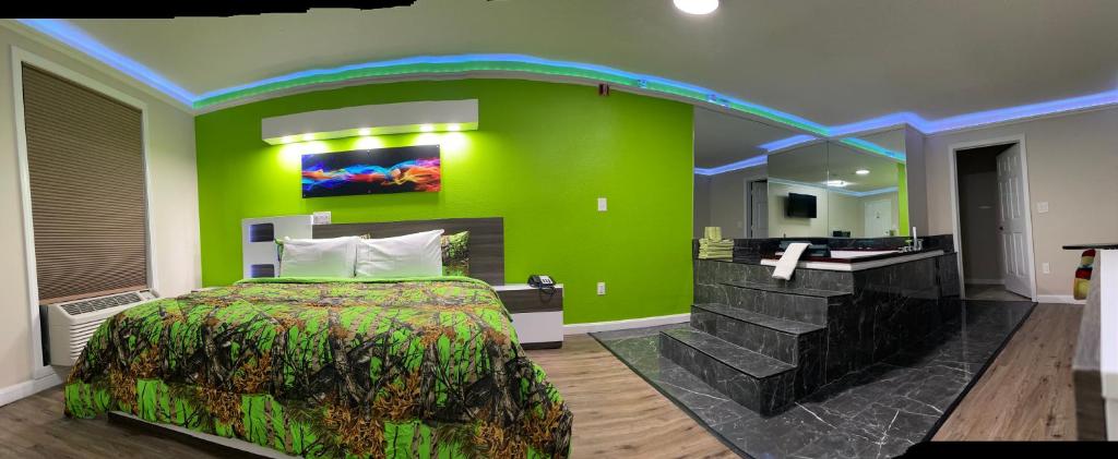 Hot Tub (Jacuzzi) - Photo 5