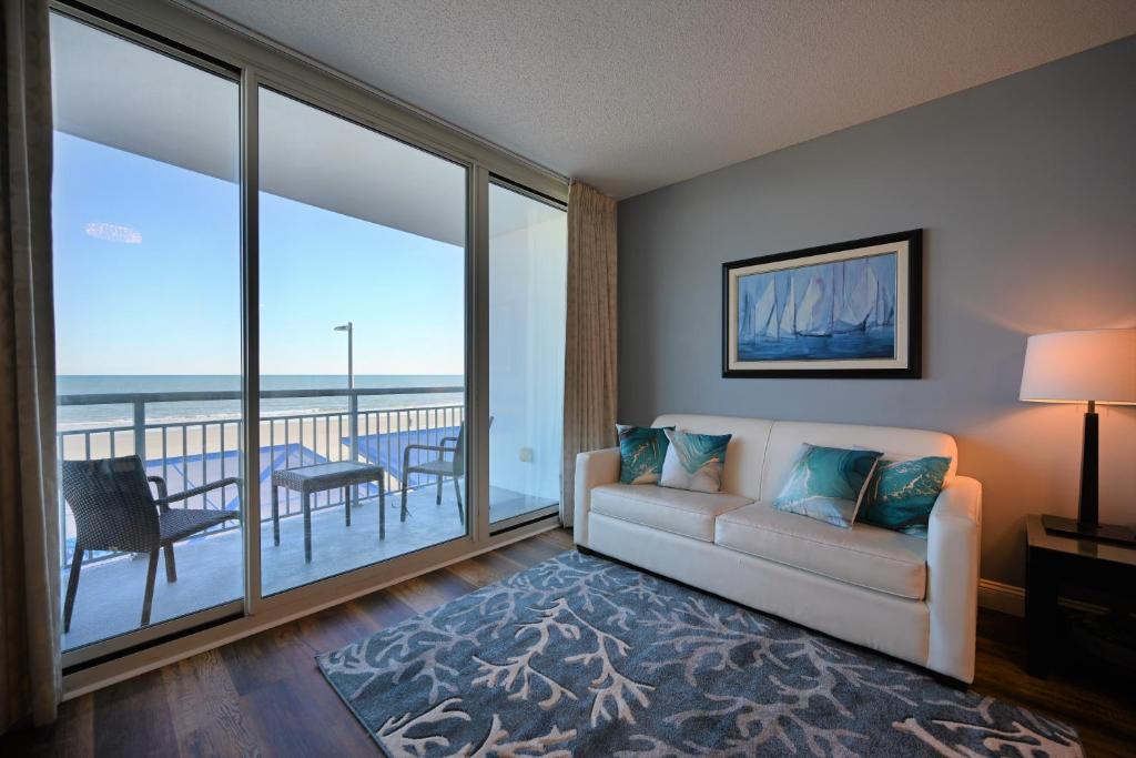 Spectacular Ocean Front Real 1 Bedroom Condo, 2 Ba