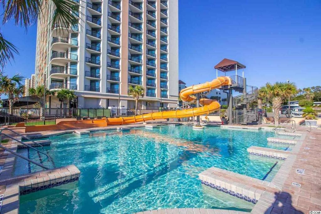 Hot Tub (Jacuzzi) - Photo 2