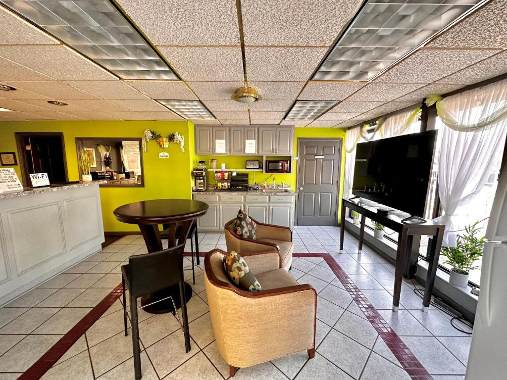 Executive Inn Chester - Image 6