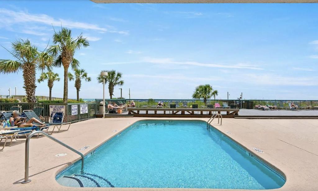 Ashworh 1001 Four Bedroom Condo Oceanfront "PIcture Perfect" - Image 4