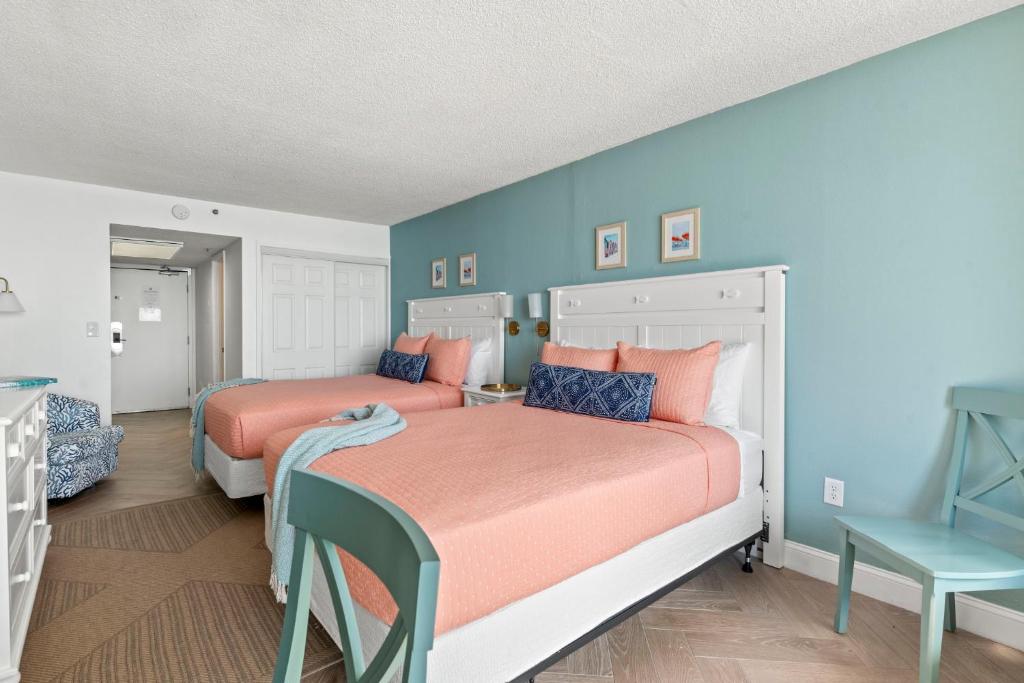 New OceanFront Studio Condo In Resort w/ Pools & Hot tubs - Image 8