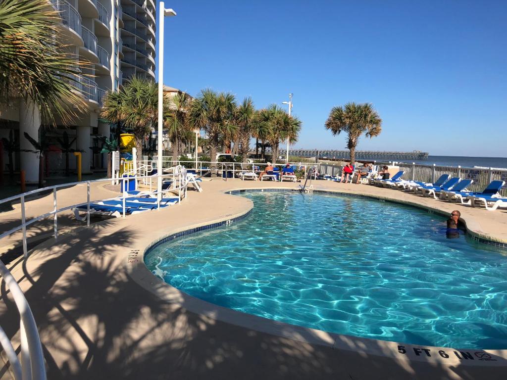 Sandy Beach Resort - Image 4