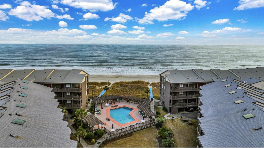Tilghman Beach & Racquet Club, Step into paridise 3 bdrm 3 ba - Image 7