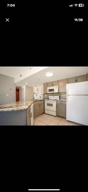 Individual Unit in Palace Resort - Image 4